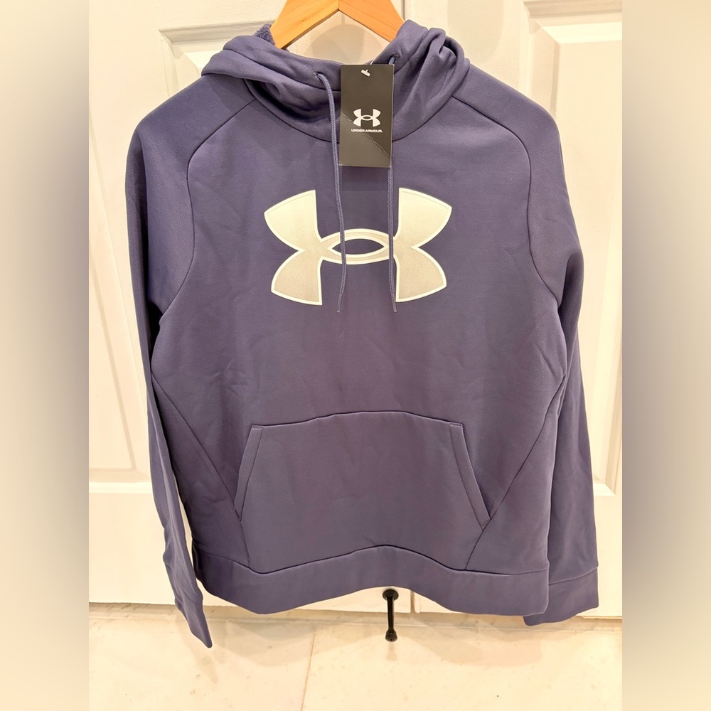 NWT Under Armour Fleece Hoodie medium